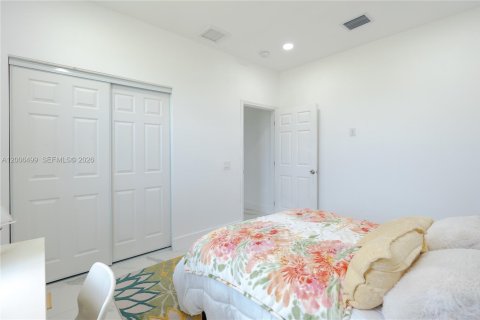Villa ou maison à vendre à Clewiston, Floride: 3 chambres, 172.43 m2 № 2071013 - photo 28