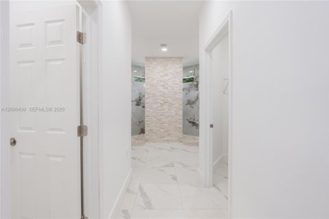 Villa ou maison à vendre à Clewiston, Floride: 3 chambres, 172.43 m2 № 2071013 - photo 16