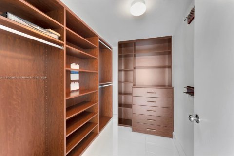 Copropriété à vendre à Miami Beach, Floride: 3 chambres, 207.26 m2 № 1943689 - photo 25