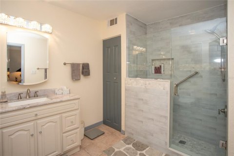 Casa en venta en Gulfport, Florida, 3 dormitorios, 149.67 m2 № 1910943 - foto 16