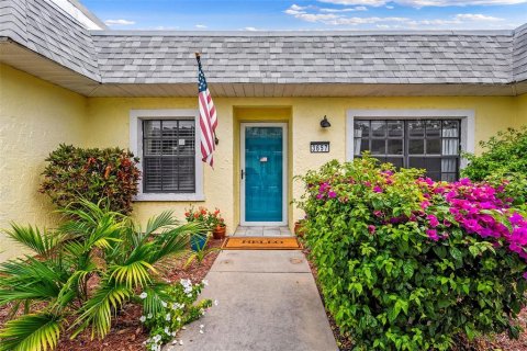 Condo à New Port Richey, Floride, 2 chambres № 2212990