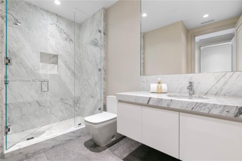 Condo in Sunny Isles Beach, Florida, 4 bedrooms  № 1775775 - photo 17