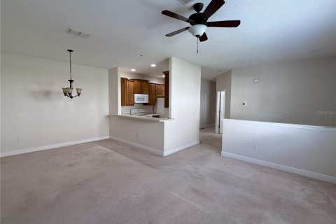 Touwnhouse à louer à Clermont, Floride: 3 chambres, 132.48 m2 № 1855845 - photo 4