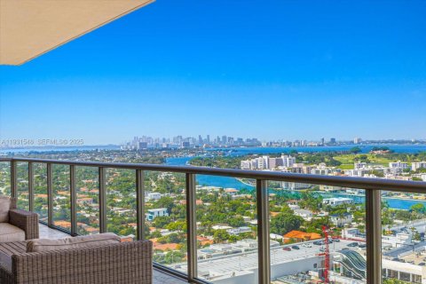 Copropriété à vendre à Bal Harbour, Floride: 4 chambres, 342.62 m2 № 2088441 - photo 14