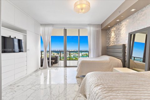 Copropriété à vendre à Bal Harbour, Floride: 4 chambres, 342.62 m2 № 2088441 - photo 20