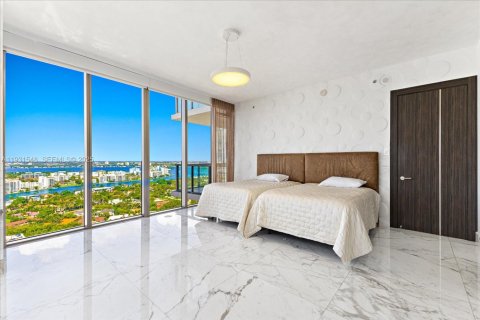 Copropriété à vendre à Bal Harbour, Floride: 4 chambres, 342.62 m2 № 2088441 - photo 18