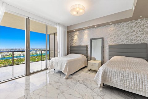 Copropriété à vendre à Bal Harbour, Floride: 4 chambres, 342.62 m2 № 2088441 - photo 21