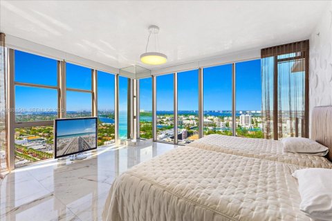 Copropriété à vendre à Bal Harbour, Floride: 4 chambres, 342.62 m2 № 2088441 - photo 17