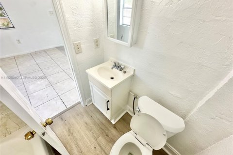 Снять в аренду квартиру в Майами, Флорида 37.16м2, № 1992131 - фото 11