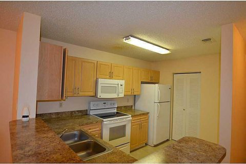 Condo à Coral Springs, Floride, 3 chambres № 2183715