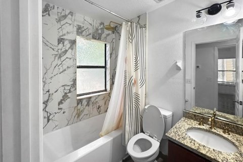 Touwnhouse à vendre à Orlando, Floride: 4 chambres, 211.82 m2 № 2210150 - photo 13