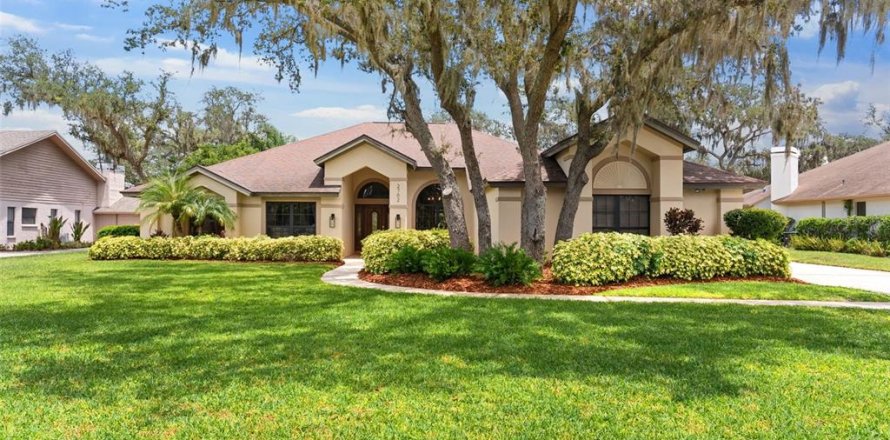 House in Plant City, Florida 4 bedrooms, 243.22 sq.m. № 1869672