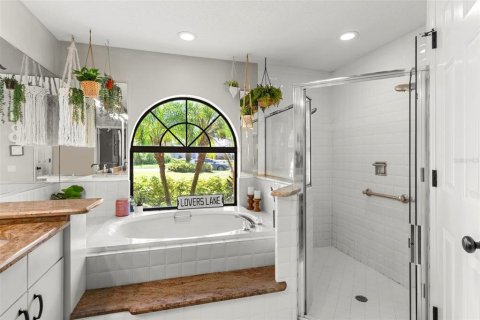 House in Plant City, Florida 4 bedrooms, 243.22 sq.m. № 1869672 - photo 21
