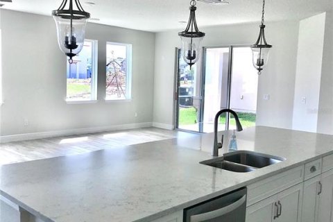 Casa en venta en Tampa, Florida, 4 dormitorios, 304.44 m2 № 2103576 - foto 22