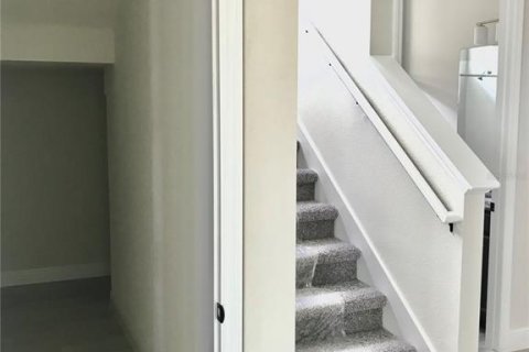 Casa en venta en Tampa, Florida, 4 dormitorios, 304.44 m2 № 2103576 - foto 30