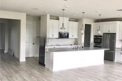 Casa en venta en Tampa, Florida, 4 dormitorios, 304.44 m2 № 2103576 - foto 23