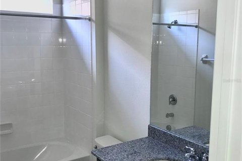 Casa en venta en Tampa, Florida, 4 dormitorios, 304.44 m2 № 2103576 - foto 14