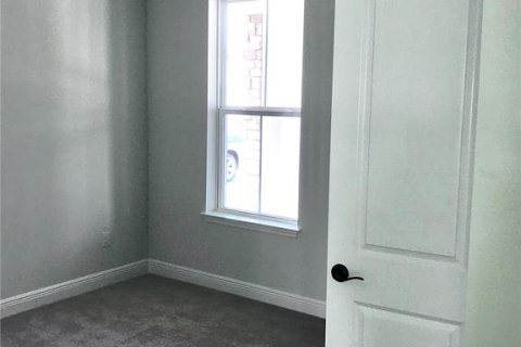 Casa en venta en Tampa, Florida, 4 dormitorios, 304.44 m2 № 2103576 - foto 13