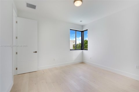 Villa ou maison à vendre à Weston, Floride: 5 chambres, 353.96 m2 № 1989381 - photo 22