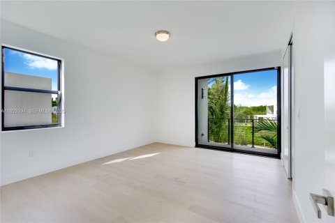 Villa ou maison à vendre à Weston, Floride: 5 chambres, 353.96 m2 № 1989381 - photo 20