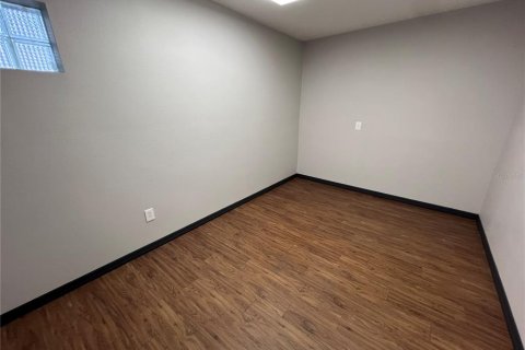 Propiedad comercial en venta en Tampa, Florida, 177.72 m2 № 1825158 - foto 22