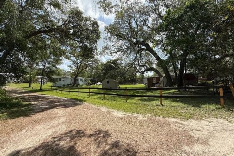 Propiedad comercial en venta en Orange City, Florida № 1775471 - foto 13