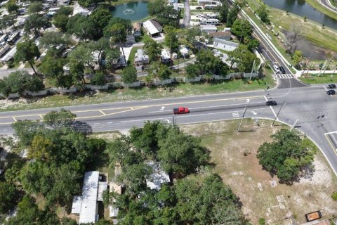 Propiedad comercial en venta en Orange City, Florida № 1775471 - foto 2