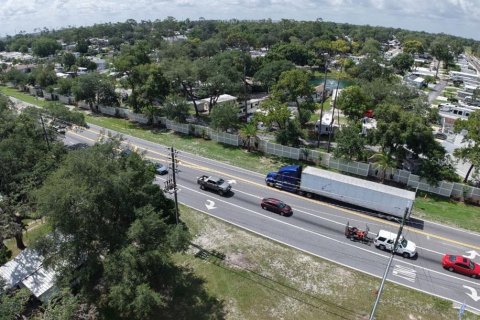 Propiedad comercial en venta en Orange City, Florida № 1775471 - foto 5