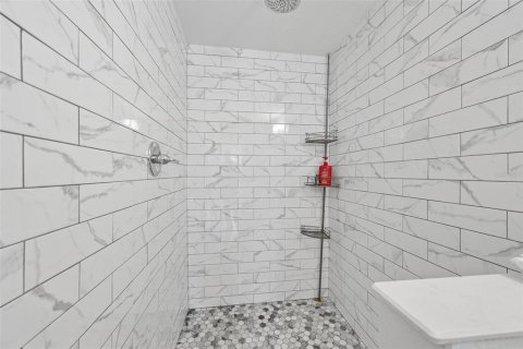 Villa ou maison à vendre à Nokomis, Floride: 2 chambres, 128.21 m2 № 2406261 - photo 28