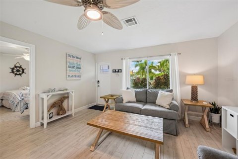 Villa ou maison à vendre à Nokomis, Floride: 2 chambres, 128.21 m2 № 2406261 - photo 16