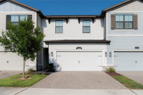 Townhouse in Orlando, Florida 3 bedrooms, 158.12 sq.m. № 1744304 - photo 1