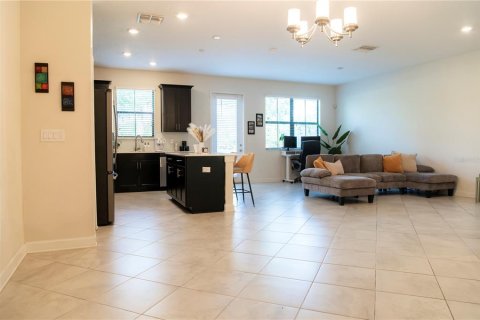 Townhouse in Orlando, Florida 3 bedrooms, 158.12 sq.m. № 1744304 - photo 4