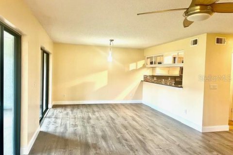 Touwnhouse à vendre à Orlando, Floride: 3 chambres, 171.87 m2 № 2165902 - photo 13