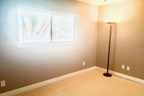 Touwnhouse à vendre à Orlando, Floride: 3 chambres, 171.87 m2 № 2165902 - photo 16
