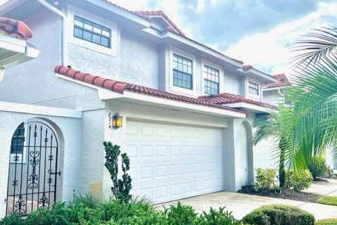 Touwnhouse à vendre à Orlando, Floride: 3 chambres, 171.87 m2 № 2165902 - photo 2