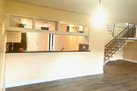 Touwnhouse à vendre à Orlando, Floride: 3 chambres, 171.87 m2 № 2165902 - photo 12