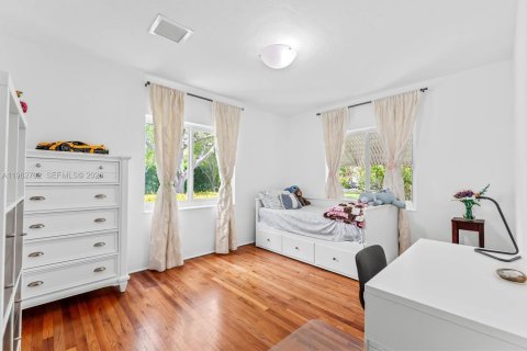 Villa ou maison à vendre à Miami Shores, Floride: 3 chambres № 2025429 - photo 19