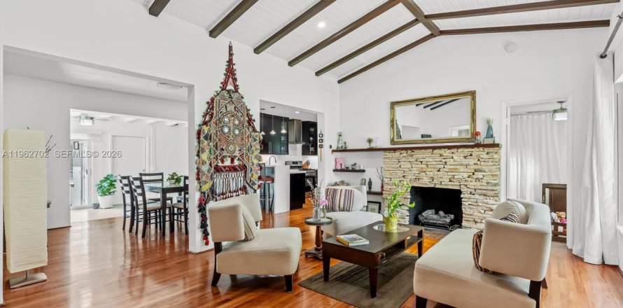 Villa ou maison à Miami Shores, Floride 3 chambres № 2025429