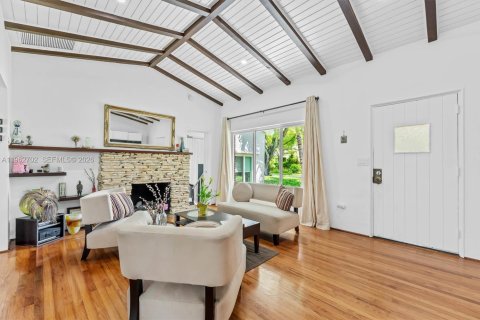 Villa ou maison à vendre à Miami Shores, Floride: 3 chambres № 2025429 - photo 6