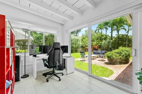 Villa ou maison à vendre à Miami Shores, Floride: 3 chambres № 2025429 - photo 7