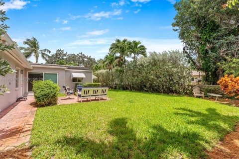 Villa ou maison à vendre à Miami Shores, Floride: 3 chambres № 2025429 - photo 26