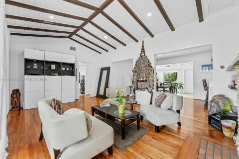 Villa ou maison à vendre à Miami Shores, Floride: 3 chambres № 2025429 - photo 4