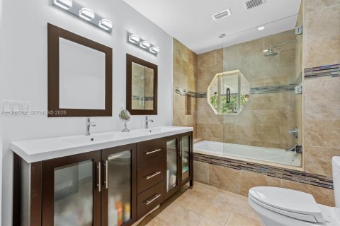 Villa ou maison à vendre à Miami Shores, Floride: 3 chambres № 2025429 - photo 15