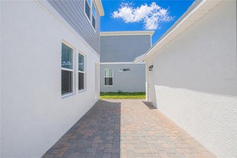 House in Kissimmee, Florida 3 bedrooms, 166.76 sq.m. № 2116159 - photo 7