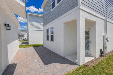 House in Kissimmee, Florida 3 bedrooms, 166.76 sq.m. № 2116159 - photo 4