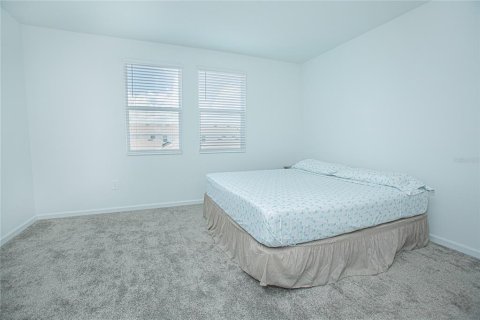 House in Kissimmee, Florida 3 bedrooms, 166.76 sq.m. № 2116159 - photo 22
