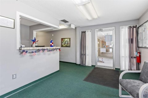 Propiedad comercial en venta en Lake City, Florida, 1318.75 m2 № 1808171 - foto 8