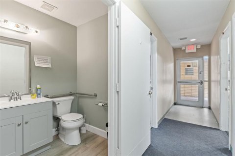 Propiedad comercial en venta en Lake City, Florida, 1318.75 m2 № 1808171 - foto 20