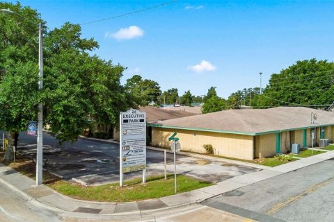 Propiedad comercial en venta en Lake City, Florida, 1318.75 m2 № 1808171 - foto 2