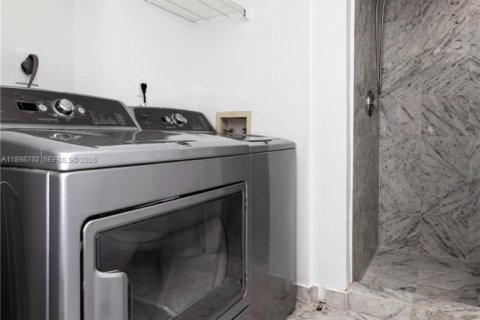 Снять в аренду кондоминиум в Санни-Айлс-Бич, Флорида 2 спальни, 142.14м2, № 2036388 - фото 21